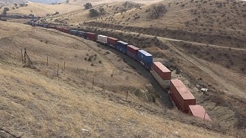 Tehachapi-BNSF Doublestack North @ Tunnel 2 11/20/20