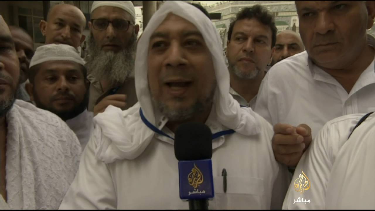 لقاءات مع حجيج بيت الله في محيط الحرم المكي