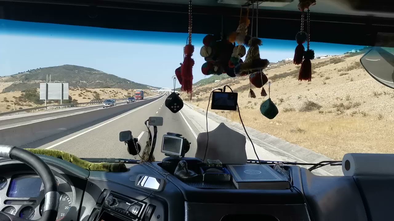 #jamal ait belahcen#قناةمتواضعة#فيديو توضيحي كيفية التعامل مع الشاحنة في بعض المنحدرات و#