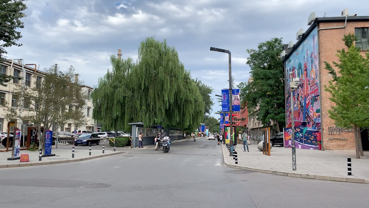 [4K] One day in August, when the clouds spread out beautifully 798 ART ZONE Walk Beijing China