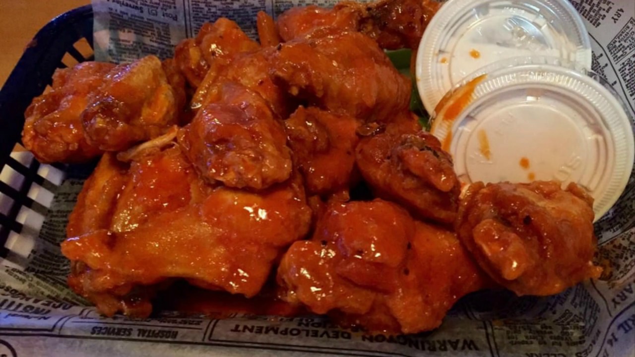 National Chicken Wing Day 2017: Deals from Buffalo Wild Wings, Applebee's, Hooters and more