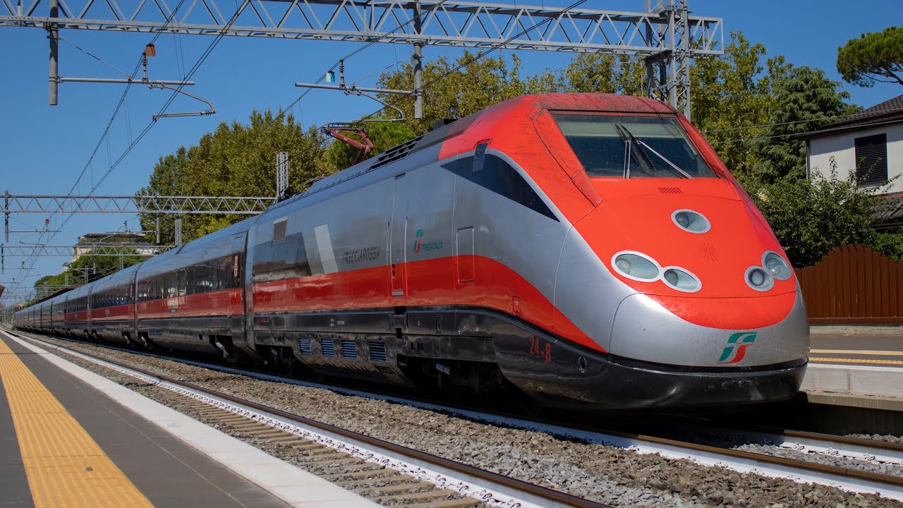 TRENI PASSEGGERI E MERCI VELOCI in arrivo, PARTENZA e transito a RICCIONE!