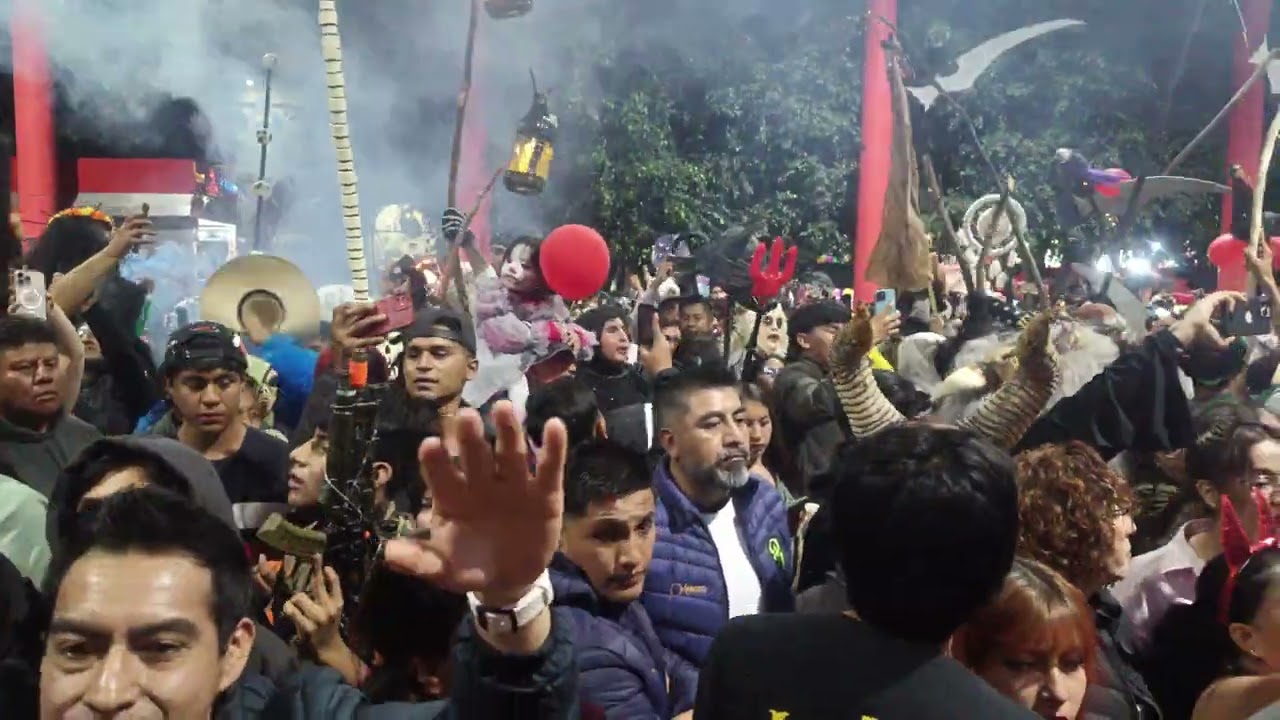 OCTAVA DE MUERTOS EL IMPONENTE BARRIO DE ABAJO 2025. FUSION 4 BANDAS. 