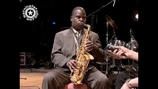 Watch Maceo Parker demo his sax during interview !