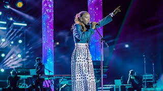 Anna Makula this performance is out of compalution