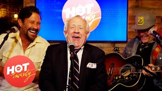 Leslie Jordan Sings Delta Dawn On Cmts Hot 20