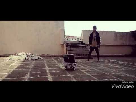 Single object tracking robot using mean shift algo