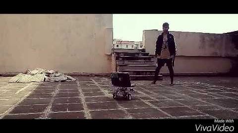 Single object tracking robot using mean shift algo