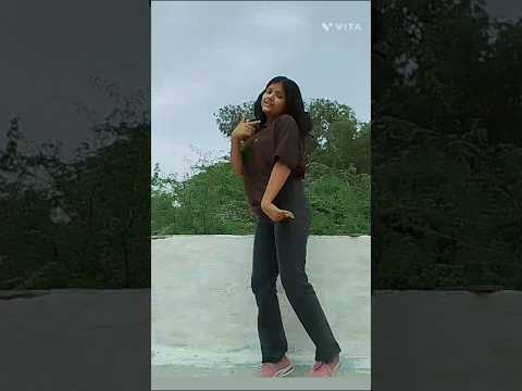 Chamk Challo Chell Chabeli Dance Bollywood Song Ytshorts Youtubeshorts Trending 