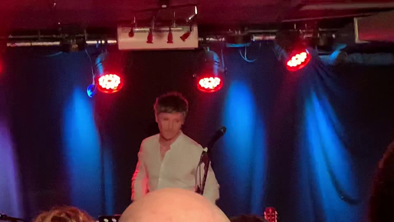 Roddy Woomble-Too Long Awake