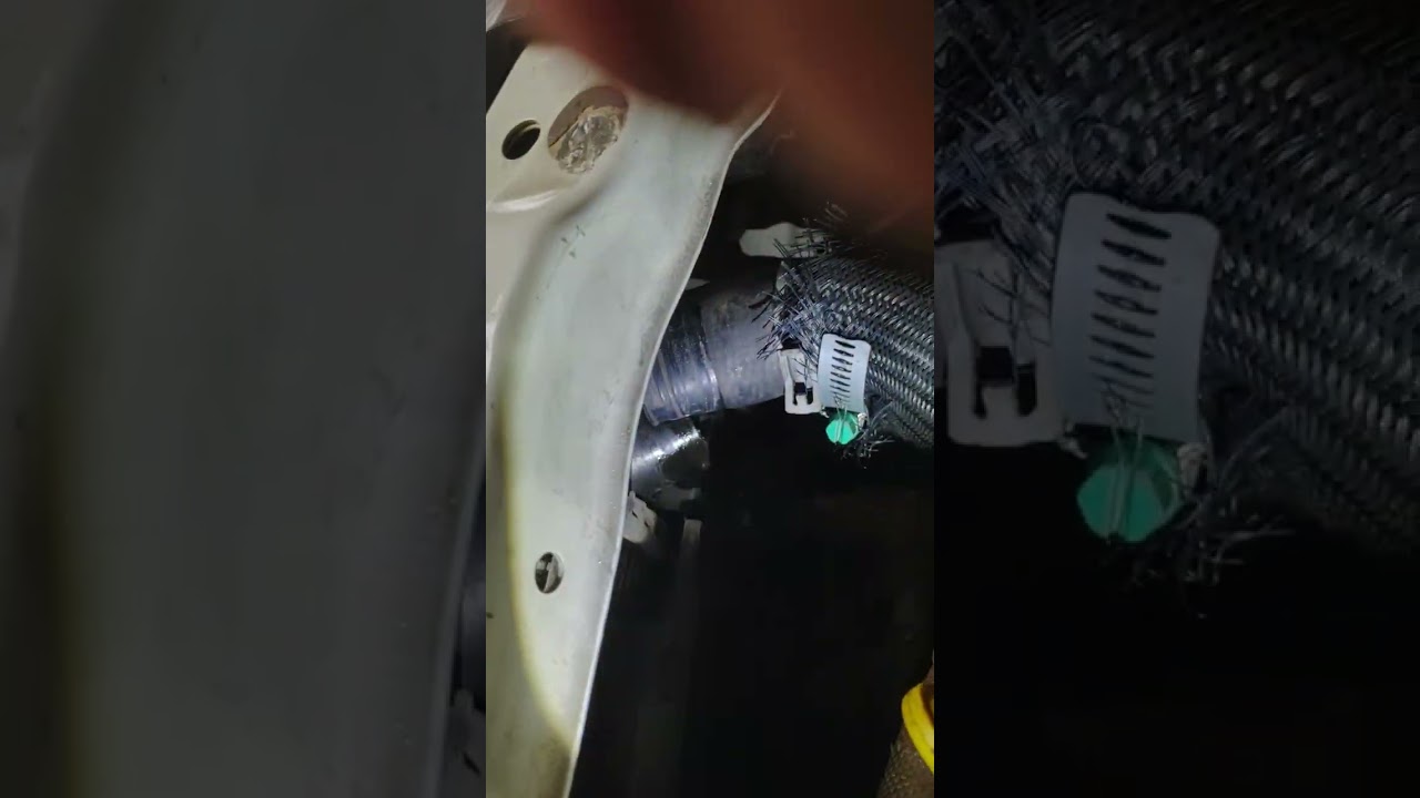 Como trocar o Radiador do Astra 2010 passo a passo sem tirar o para-choque