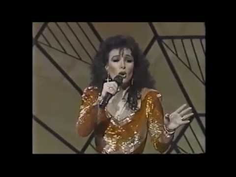 Beatriz Adriana - Tu Gabán [Audio y Vídeo Original] 1991