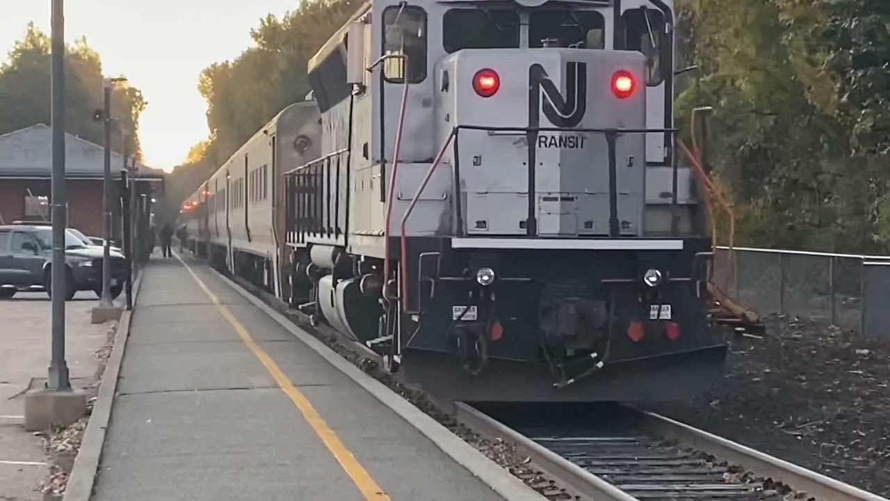 Little Falls NJ  Train Station Morning Railfanning (NJ Transit)