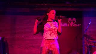 Azealia Banks - “Wallace” (Live in Detroit, Michigan)