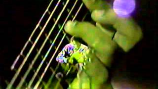 Marcelo Kayath plays El Noi de la Mare (arr. Llobet) on his 1947 Sanfeliu on Brazilian TV