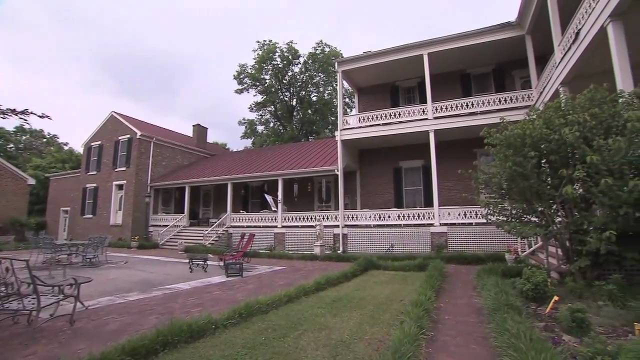 Rattle and Snap Plantation Tennessee Crossroads Episode 2414.1