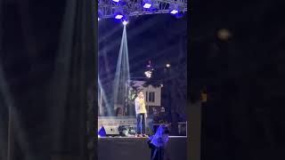우리 서로 사랑하지는 말자