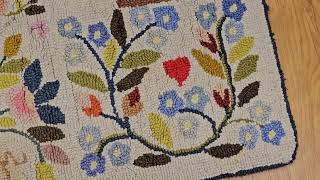 Vintage American Pictorial Hand Hooked Rug, Handwoven Wool, Folk Art Pattern, 24” x 44”, SKU 2269