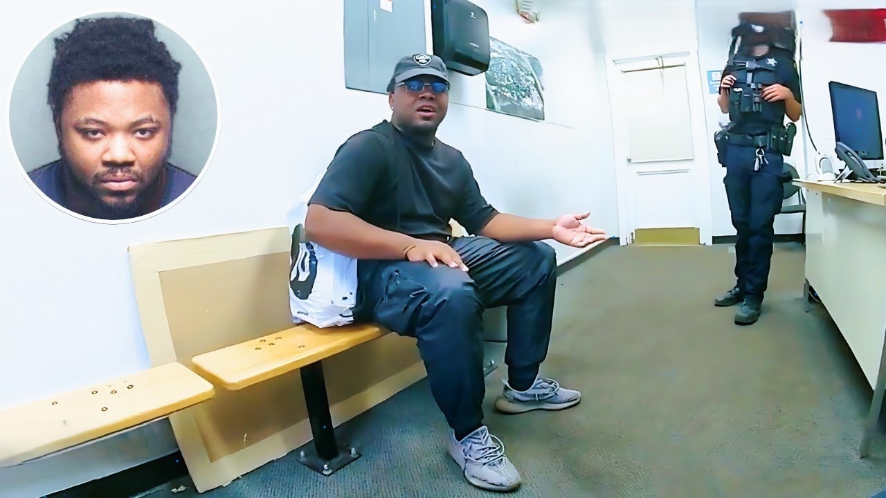 Creep Caught in 4K Doing the Unthinkable at Six Flags - YouTube