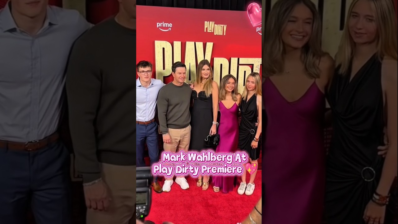 Mark Wahlberg Steals the Spotlight at‘Play Dirty’Premiere⭐ 