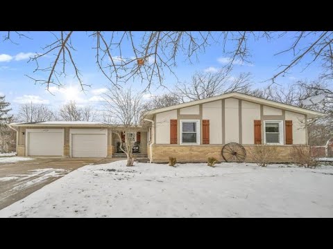 1129 N Cumberland Circle, McHenry, IL home video tour