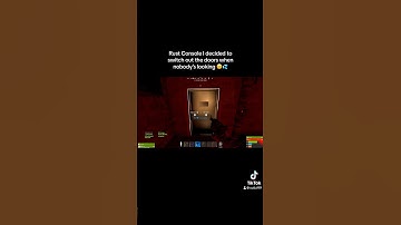 Rust Console I switched the doors of the base when nobody’s looking 😉…#shorts #rust #rustconsole