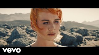 Смотреть клип Broods - Like A Woman