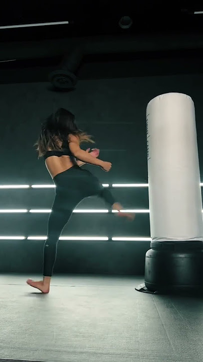 Girl Beats the Sh*t out of this Punching Bag 😮‍💨😈 #martialarts