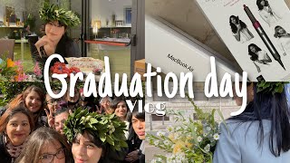 [VLOG] Graduation day - Party with friends, Dyson, new laptop &amp; more