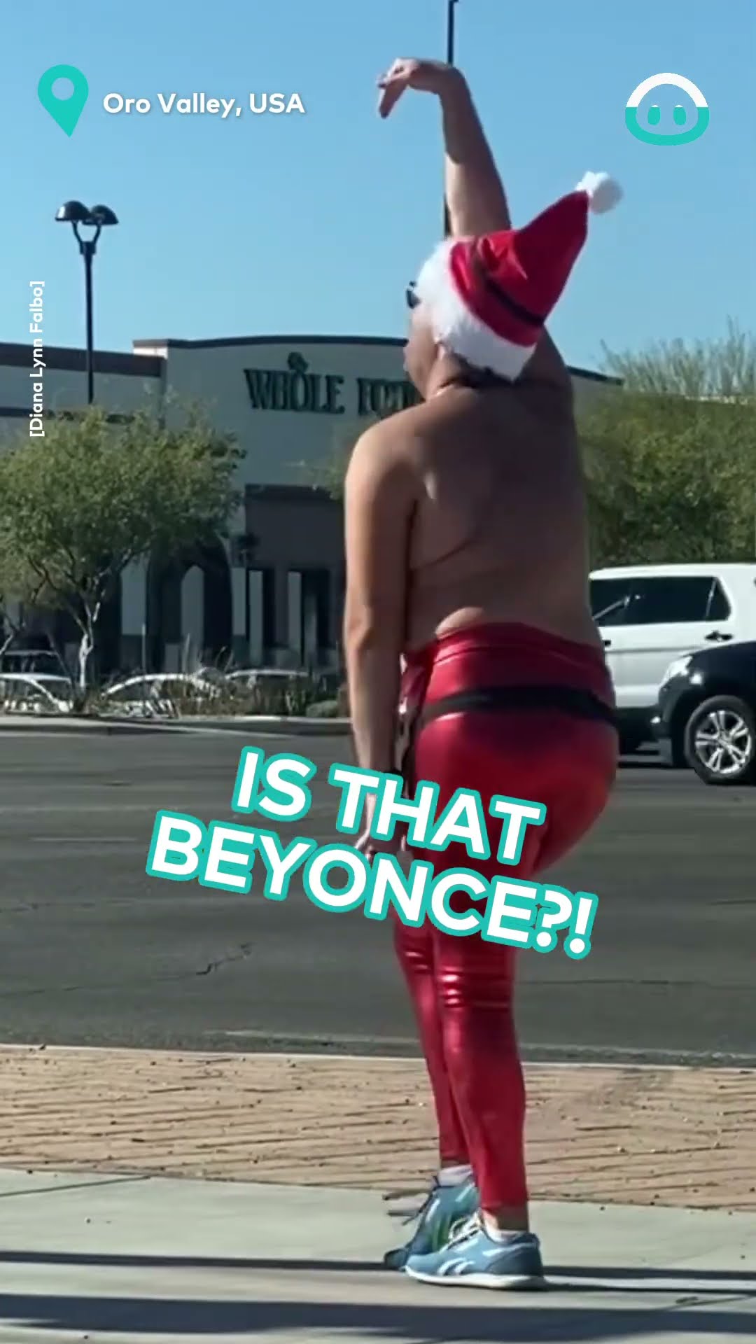 Dancing Man Spreads Christmas Cheer || ViralHog