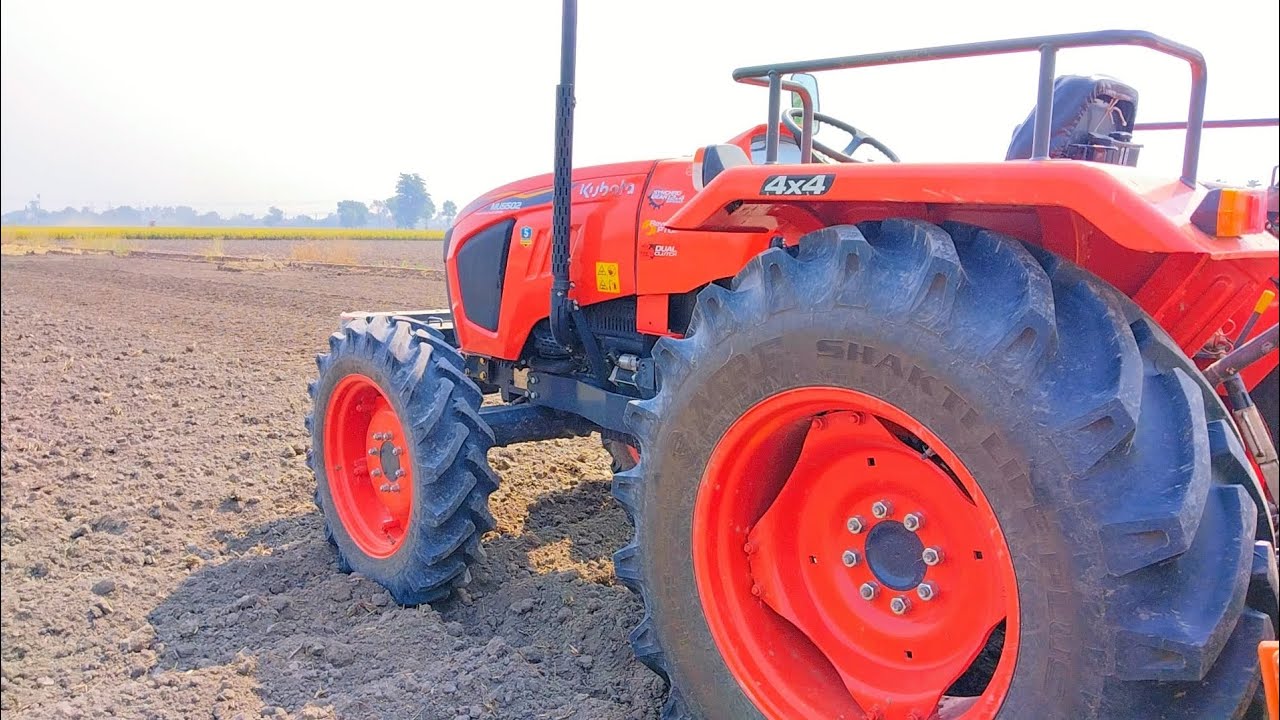 Kubota 5502 4×4 performance on Cultivator 😎potato farm