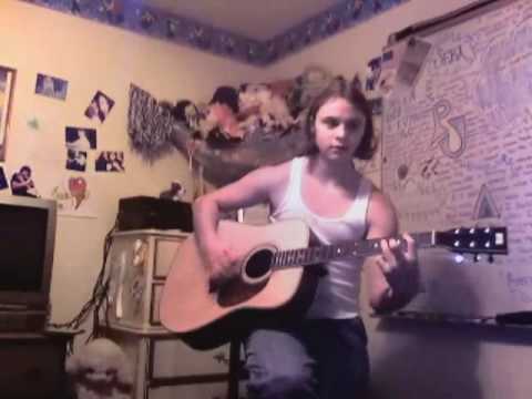 在 YouTube 上观看 Daniel Playing My Acoustic Guitar