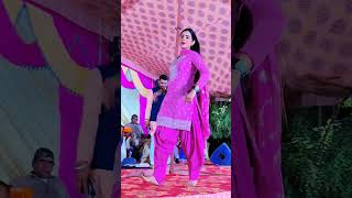 Aarti Sharma Ka Top Dan Khtola