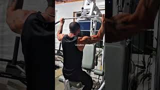 People say to lift less, fix my form, or range of motion without understanding paralysis. 🤷🏽