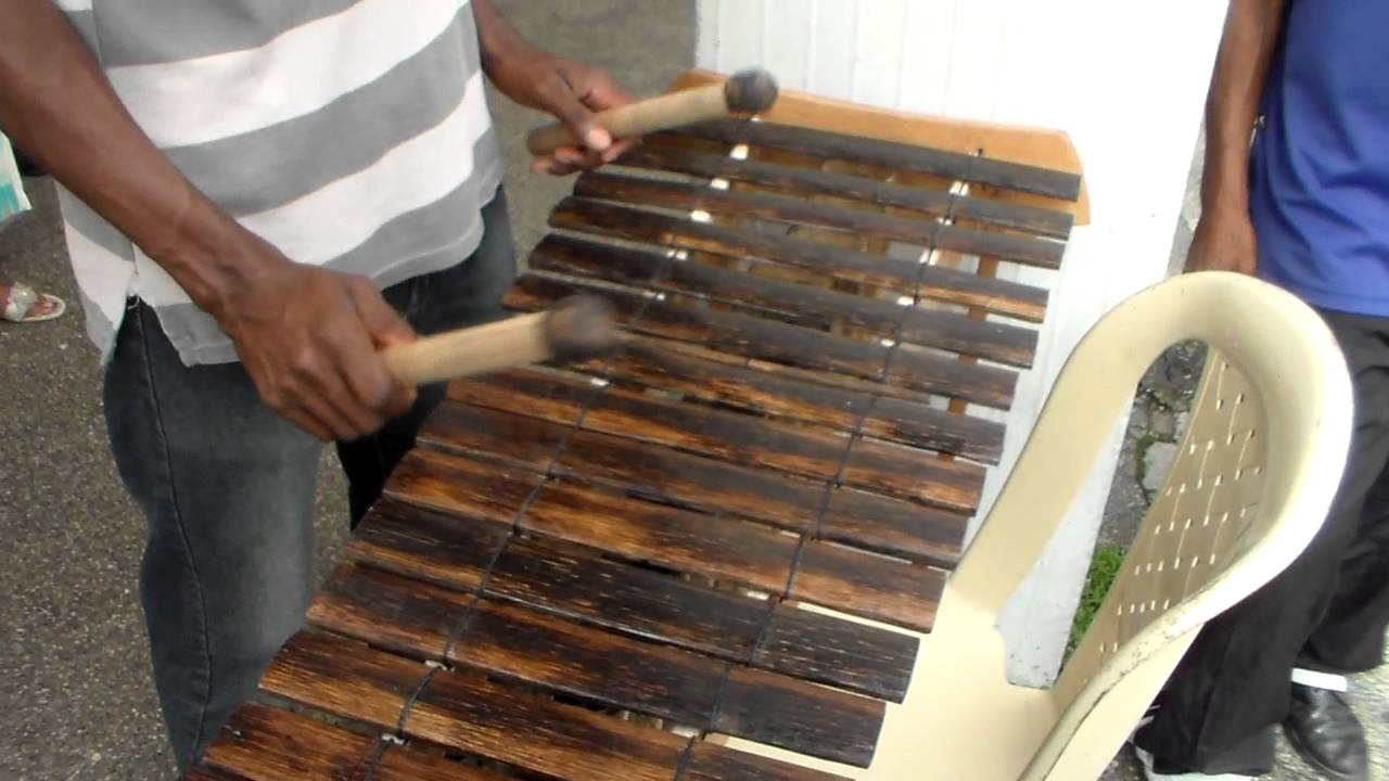 Marimba Instrumento Musical Tipico De La Costa Pacifica En