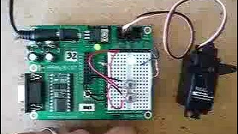 ServoControlWithPushbuttons3