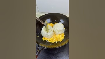 Think You’ve Had the Best Egg Fried Rice? Think Again! 🍳🐤🥚🍚 #StreetFood #AsianFlavor #ChineseFood