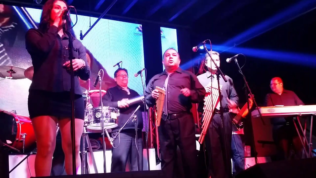 Los llayras en vivo y me enamore