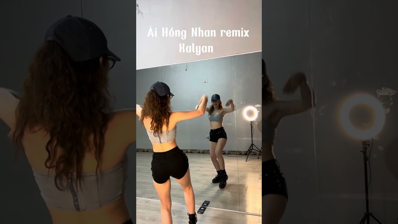 Ải Hồng Nhan của Kalyan bản sau lưng