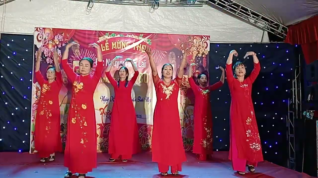 Câu lạc bộ đông hoa mỹ