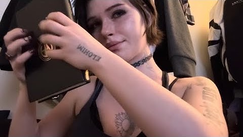 first asmr video!!!! lofi tapping/tracing/rubbing