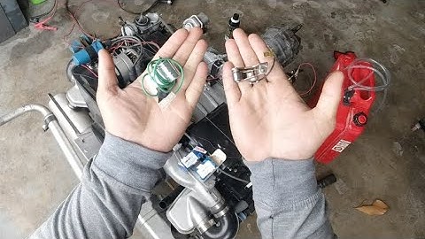 EP 11: Ignition and starter bushing replacement, Engine Runs! / 1967 VW Type 3 Squareback