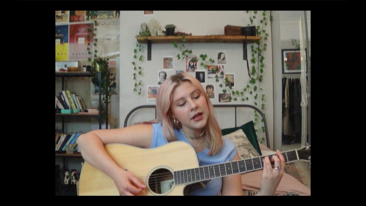 Ellie Moon - Promise It Won't Be Boring (Acoustic)