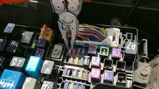 2010 Mazda 3 Fuel Pump Relay, Fuel Pump Fuses