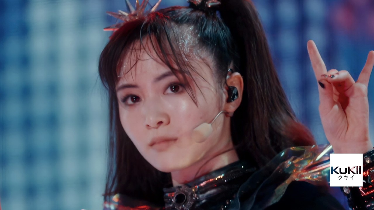 BABYL　「メギツネ」 BABYMETAL // MEGITSUNE 「メギツネ」 - YouTube
