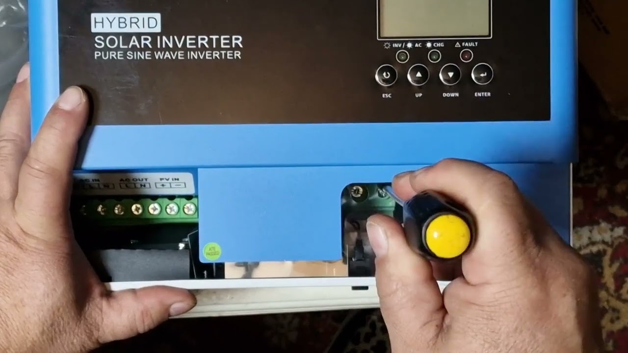 Самый покупаемый гибридный инвертор . Распаковка и проверка инвертора