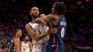 Tyrese Maxey & Mikal Bridges getting into it