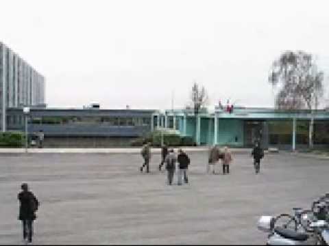 Cette vidÃ©o a Ã©tÃ© rÃ©alisÃ©e le samedi 7 mars lors de la rÃ©union des reprÃ©sentants de l'association "Les amis du lycÃ©e Romain Rolland d'Ivry sur Seine)" avec l'administration pour la mise au point de la journÃ©e anniversaire du 2 mai.