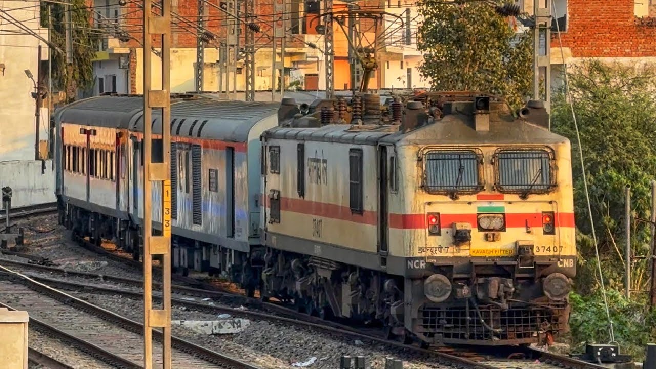 14241 Nauchandi Express Prayagraj Saharanpur with Kanpur WAP7 