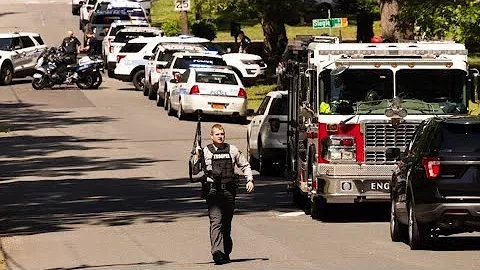 Multiple law enforcement officers shot, killed in Charlotte | Latest updates